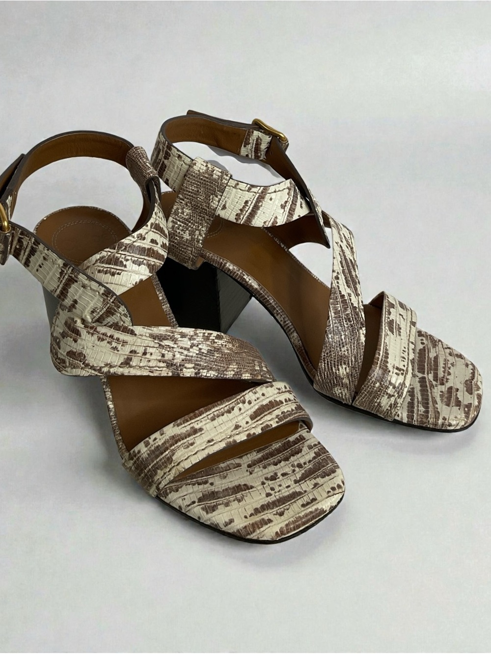 Chloé Eternal Grey Strappy Sandals 39.5 Chunky Heel CH32477A